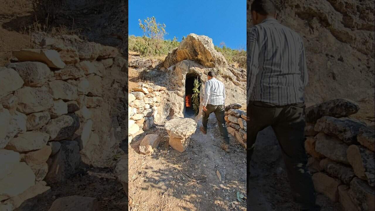 This doesn’t seem primitive to me. Its beautiful in a way.