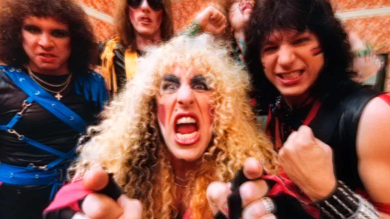 Twisted Sister – We’re Not Gonna Take it (Extended Version) (Official Music Video)